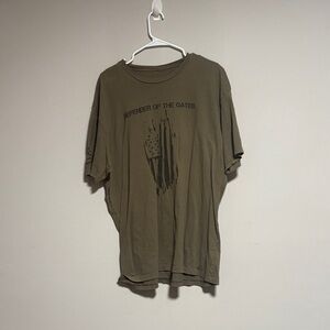 Defender of the Gates Men's Olive T-Shirt